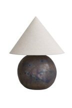 ‘MOON’ LAMP